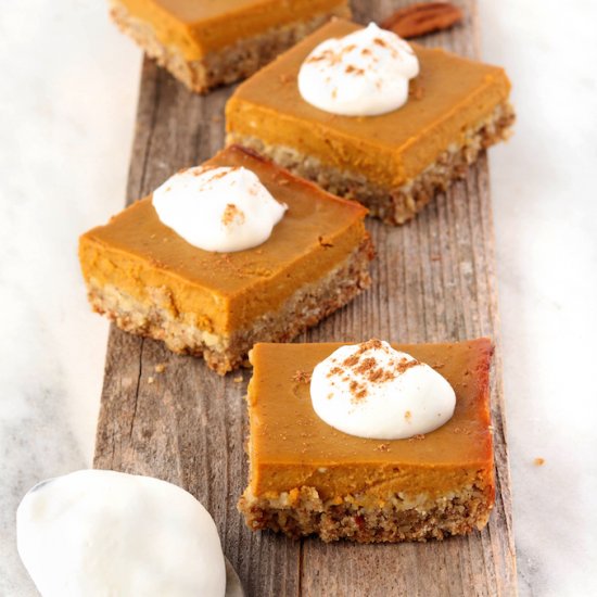 Hearty Pumpkin Pie Bars