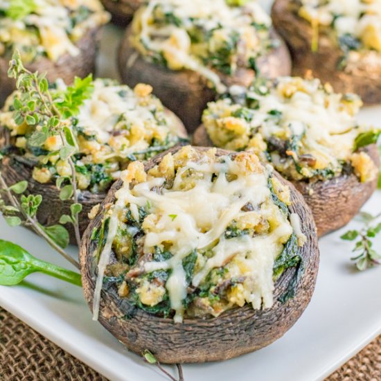 Cheesy Spinach Stuffed Mushrooms