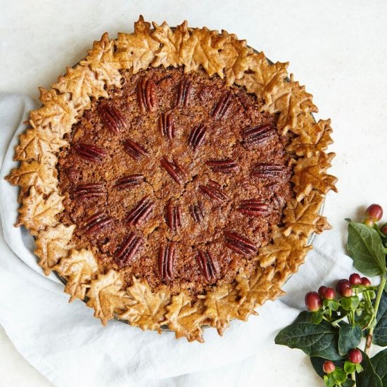 Thanksgiving Pumpkin and Pecan Pie