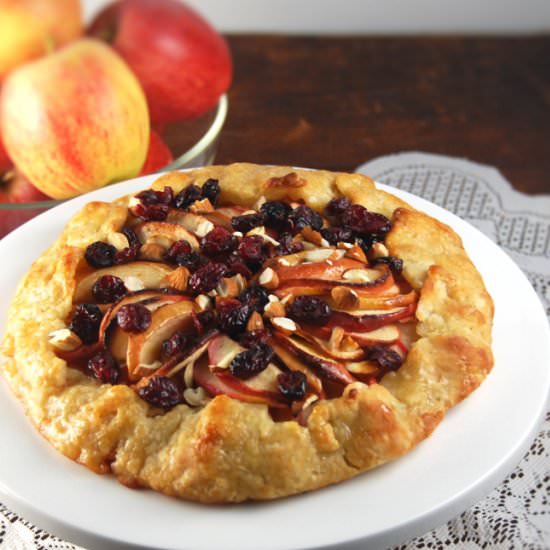 Vegan Ginger Apple Crostata