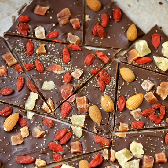 Goji Berry Chocolate Bark