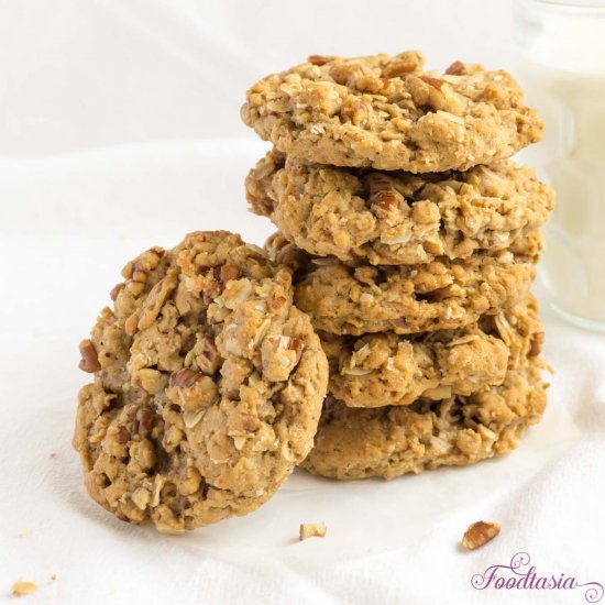 Maple Pecan Oatmeal Cookies