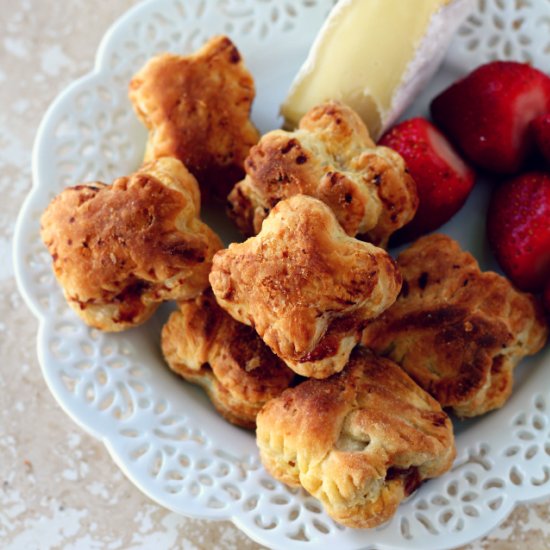 Strawberry Jalapeno Puff Bites