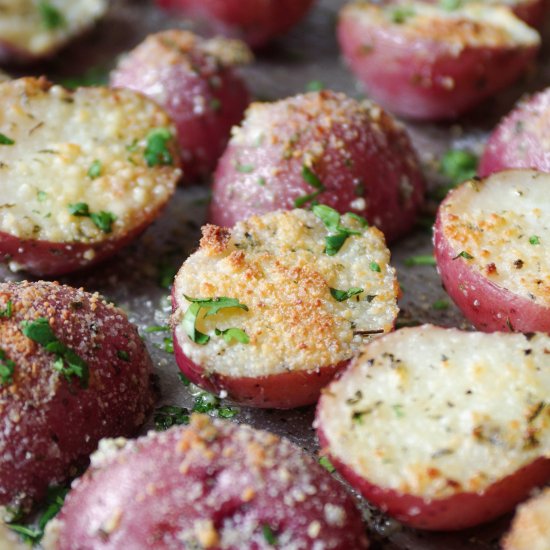 Garlic and Parmesan Roasted Potatoes