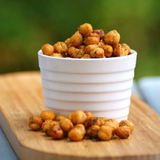 Garlic and Herb Roasted Chickpeas