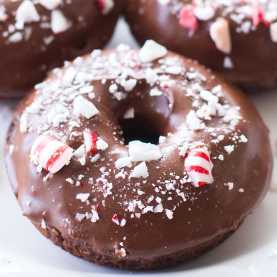 Baked Peppermint Mocha Donuts