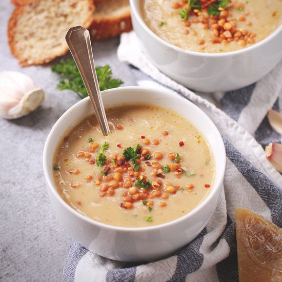 Roasted Garlic Lentil Soup