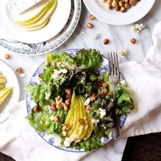 Pear Salad with Blue Cheese