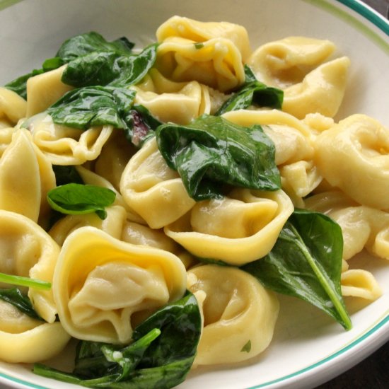 Simple Decadent Tortellini Alfredo