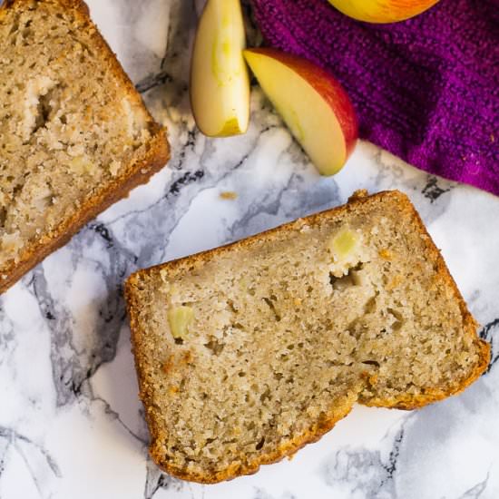 Apple Cinnamon Bread