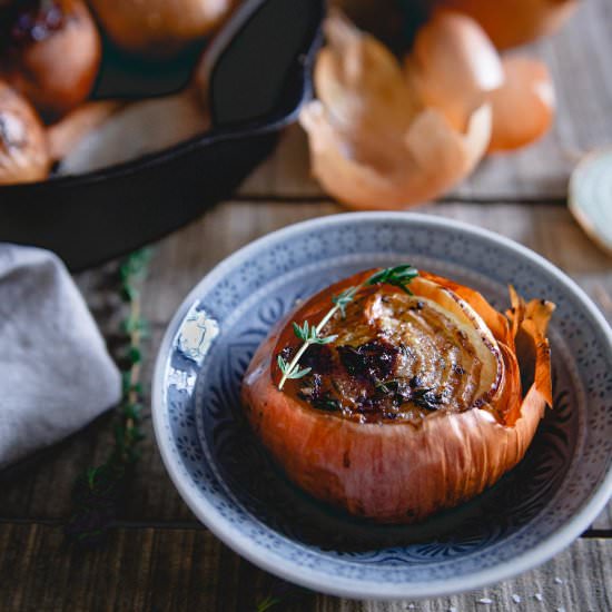 Balsamic Thyme Whole Roasted Onions