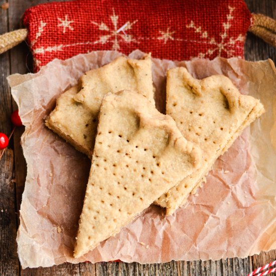 Spiced Shortbread Cookies