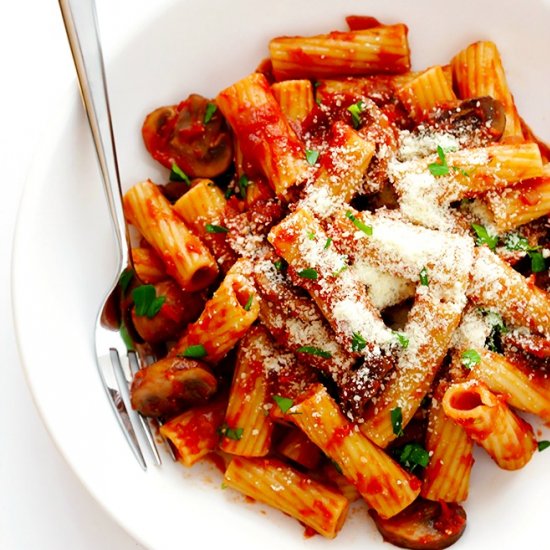 Rigatoni with Mushrooms & Rosemary