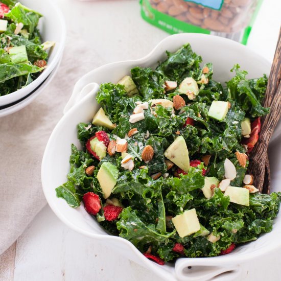 Kale Salad & Lemon Yogurt Dressing