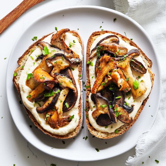 Mushrooms on Toast