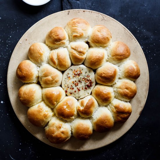 Camembert Dinner Roll Wreath