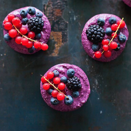 Raw Berry Cashew Cream Mini Tarts