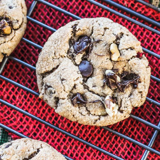 Chocolate Chip Walnut Cookies