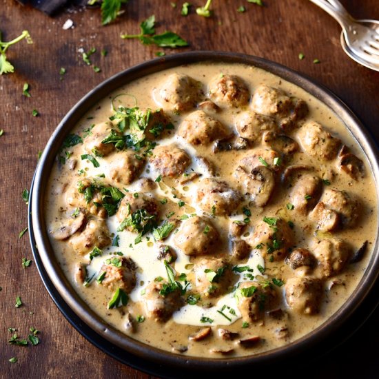 Creamy Swedish meatballs