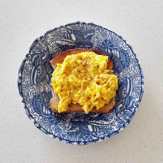 Mediterranean Scrambled Eggs