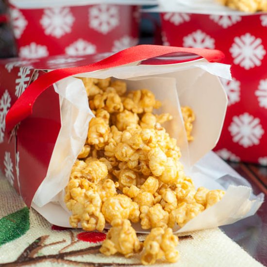 Easy Microwave Caramel Corn