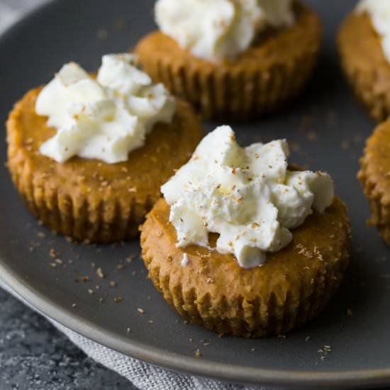 Pumpkin Greek Yogurt Cheesecake