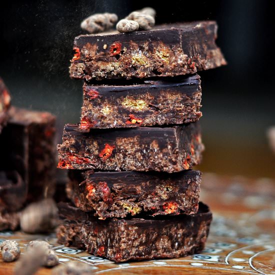 Goji & Ginger Tiffin