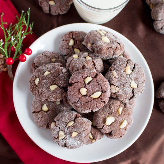 Dark Chocolate Macadamia Nut Cookie