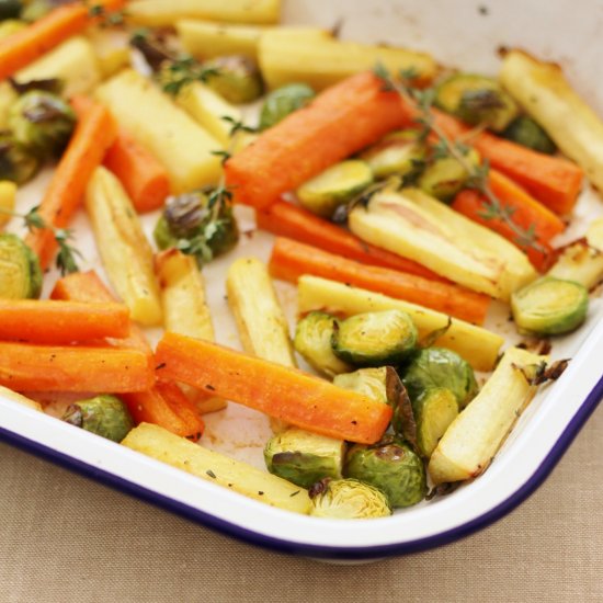 Easy Christmas Vegetable Traybake