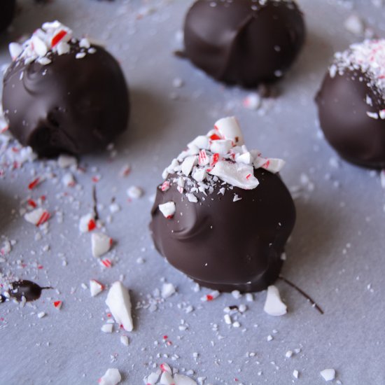 Peppermint Brownie Batter Truffles