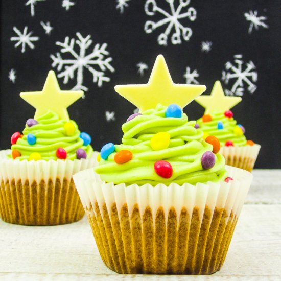 Christmas Tree Cinnamon Cupcakes