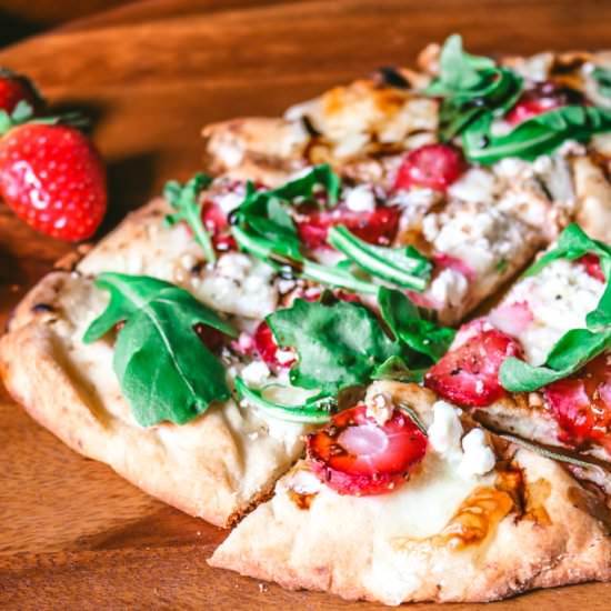 Stawberry Arugula Pizza