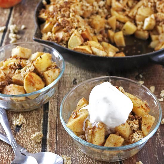 Cravalicious Apple Granola Crumble