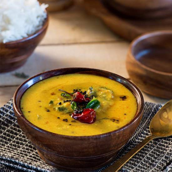 Punjabi Kadhi Yogurt Curry