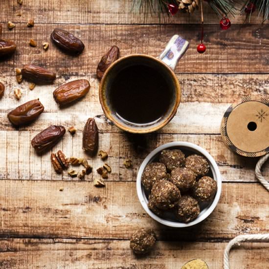 Raw Gingerbread Bites