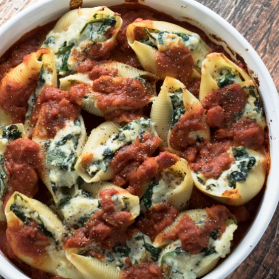 Ricotta & Spinach Stuffed Shells