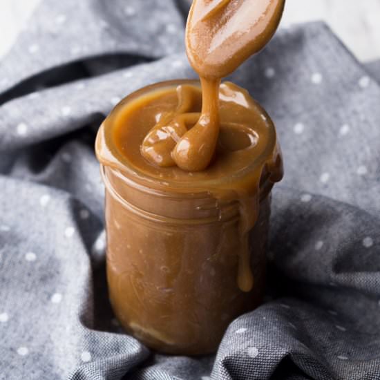 Easy Vegan Salted Caramel Sauce