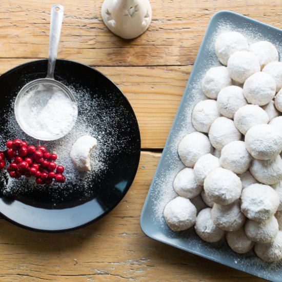 Christmas Snowball Cookies