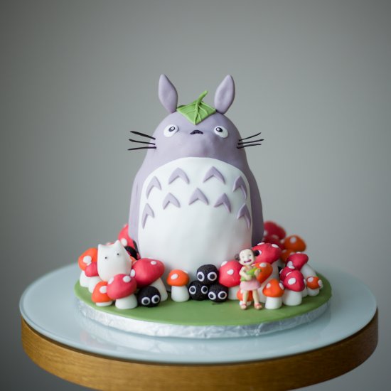 Totoro Birthday Cake