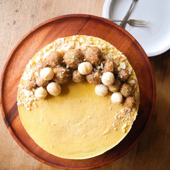 Raw Mango Macadamia Cheesecake