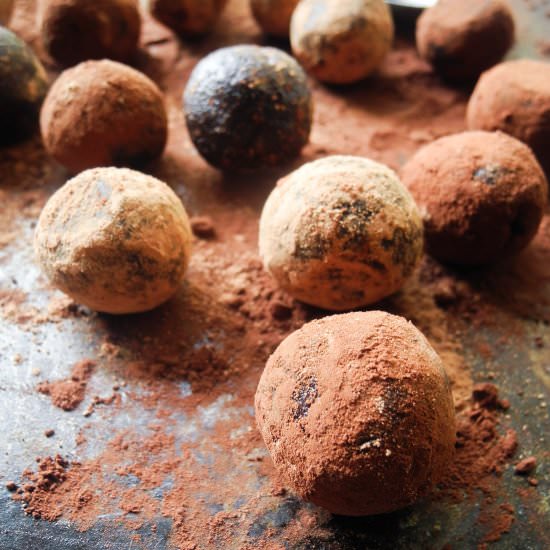 Almond Butter Tahini Choc Truffles