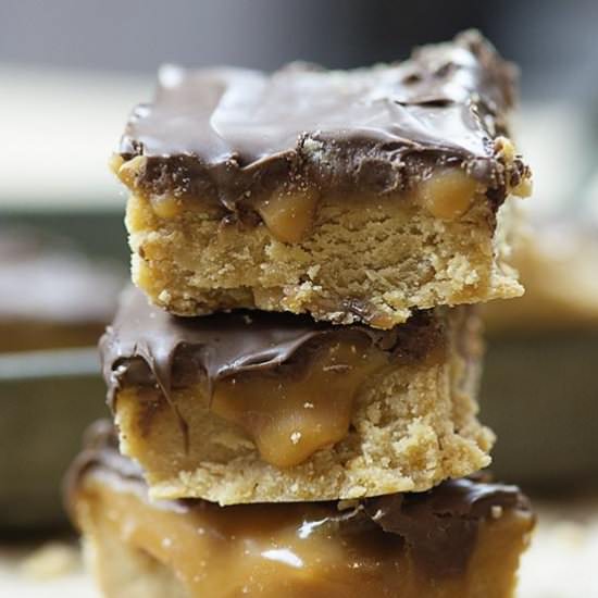 Salted Caramel Ritz Bars