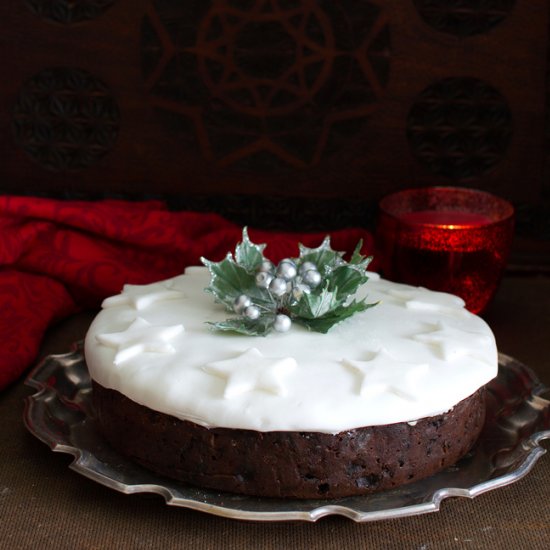 Hazelnut Christmas Cake