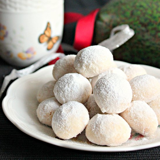 Almond Snowball Cookies