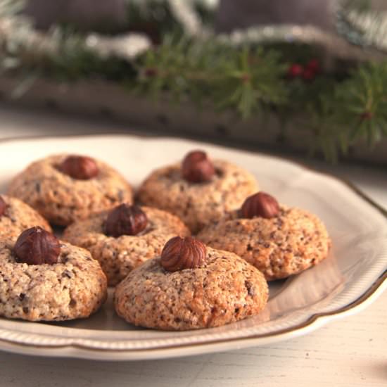 German Hazelnut Macaroons – Nussmak