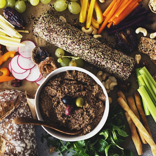 Vegan Christmas Snack Tray