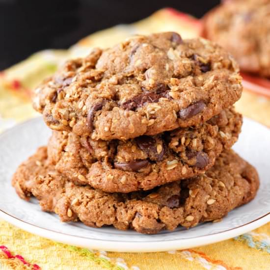 Oatmeal Cookies with Dark Chocolate