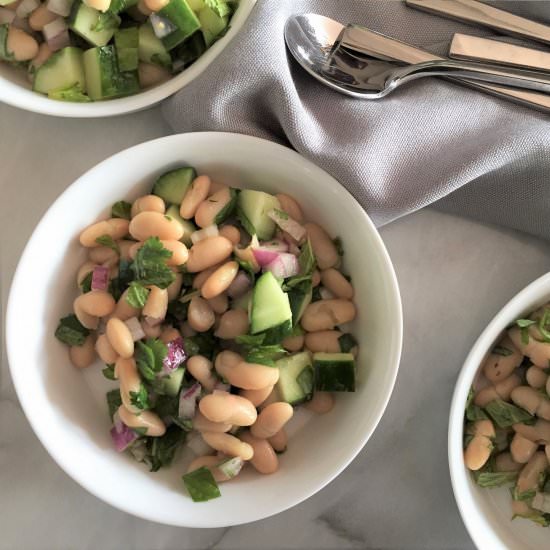 Simple Lemony White Bean Salad