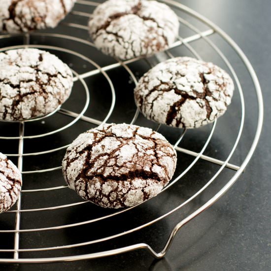 Chocolate Crinkle Cookies