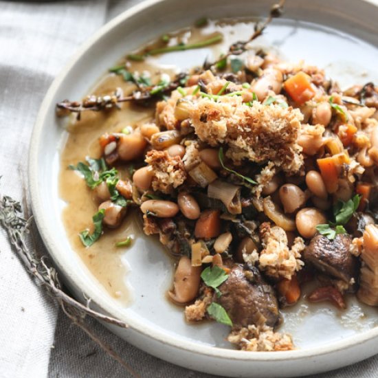 Vegetarian Cassoulet with Mushrooms